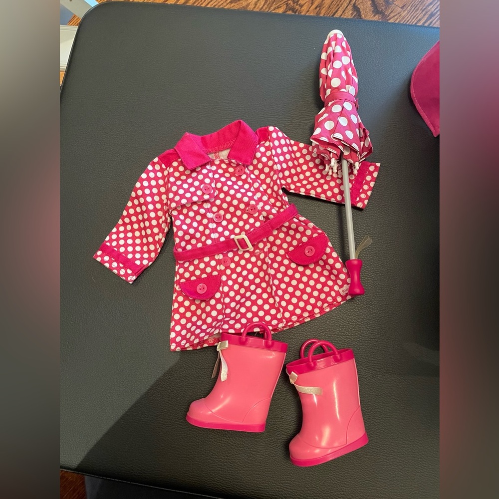 American girl doll polka dot rainy day set 🩷